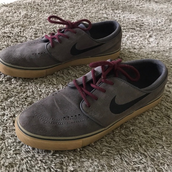 Nike Other - Vans/Nike Skateboard Shoes Men’s 8.5